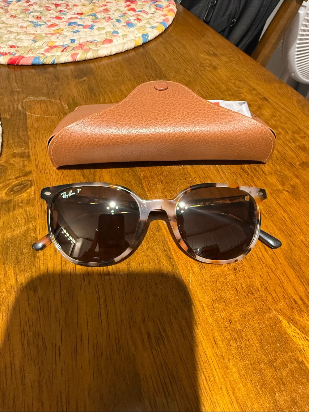Ray-Ban Elliot Tortoiseshell Sunglasses with Brown Case
